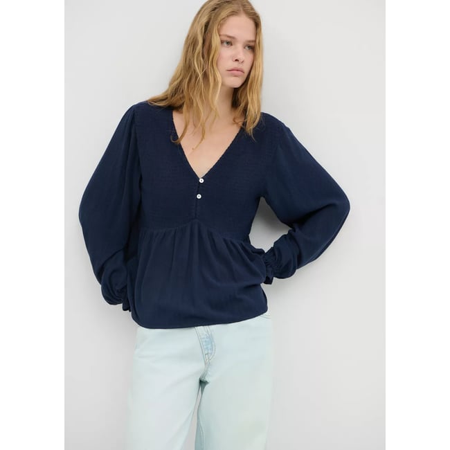 Blouse texturée col V bleu marine <span itemprop=