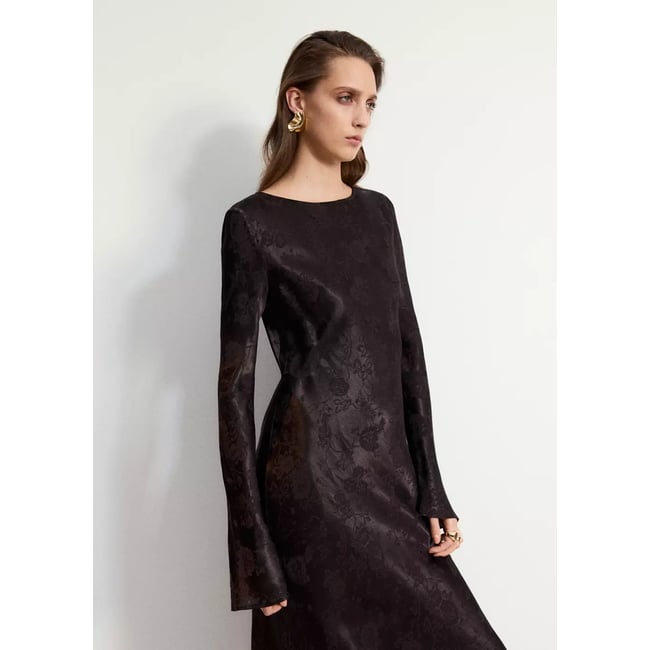 Robe jacquard à manches évasées marron <span itemprop=