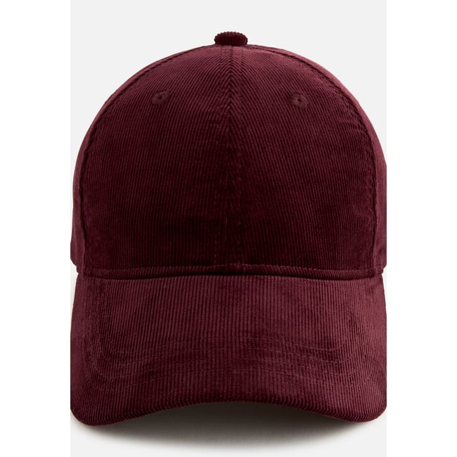 Casquette en velours rouge bordeaux <span itemprop=