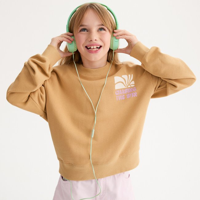Sweat col rond à message en molleton marron clair <span itemprop=