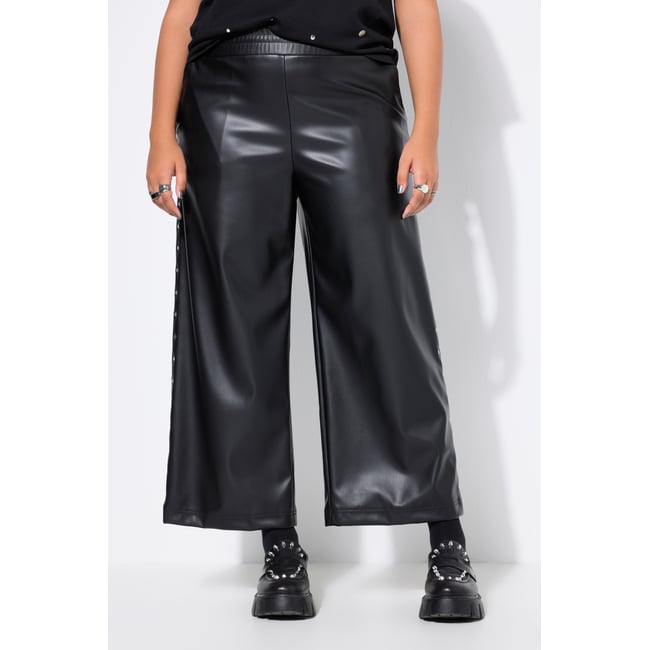 Jupe-culotte en simili noir <span itemprop=