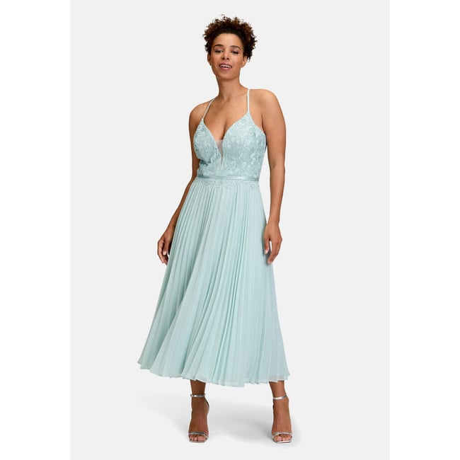 Robe de soirée à broderies summer mint <span itemprop=