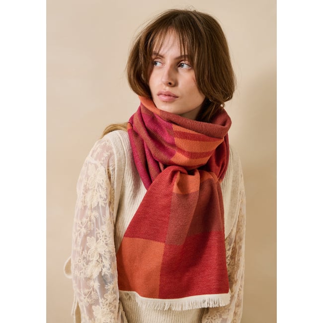 Écharpe en laine à motifs bourgogne <span itemprop=
