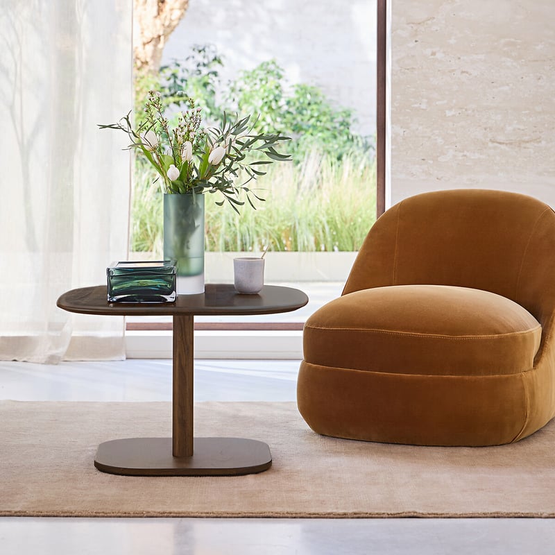 Emmanuel Gallina X Am.pm Couchtisch Monceau Aus Massivem Nussbaumholz