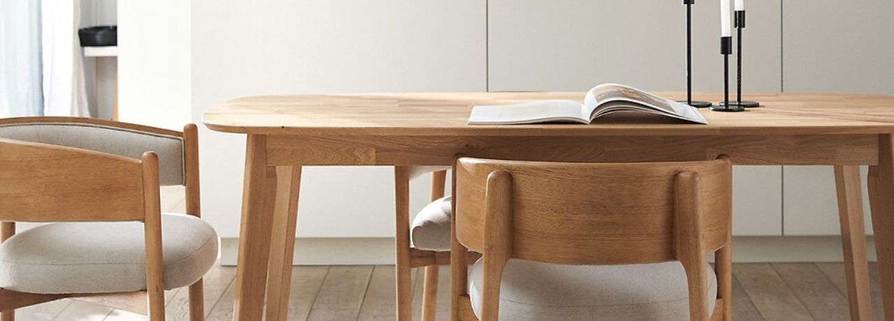 Comment protéger et entretenir une table en bois