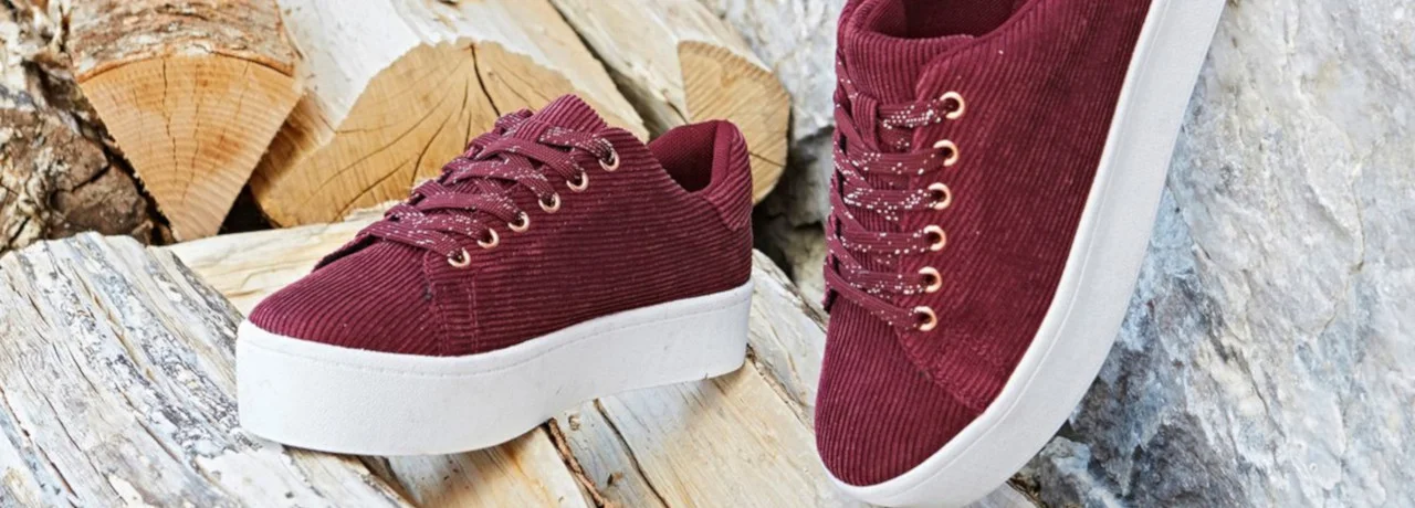 Come scegliere le sneakers da uomo in base alla forma del piede