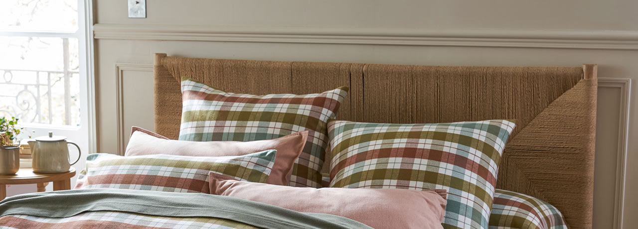 Bring the Countryside Home: How to Achieve the Country House Trend