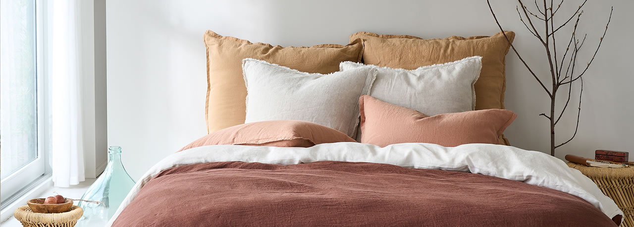 We Love Linen: Why Linen Helps You Sleep Better and Is Always Trending
