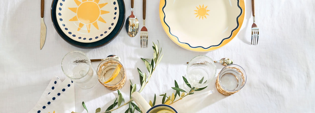 Indulge in La Redoute's summer tableware for a stunningly social summer!