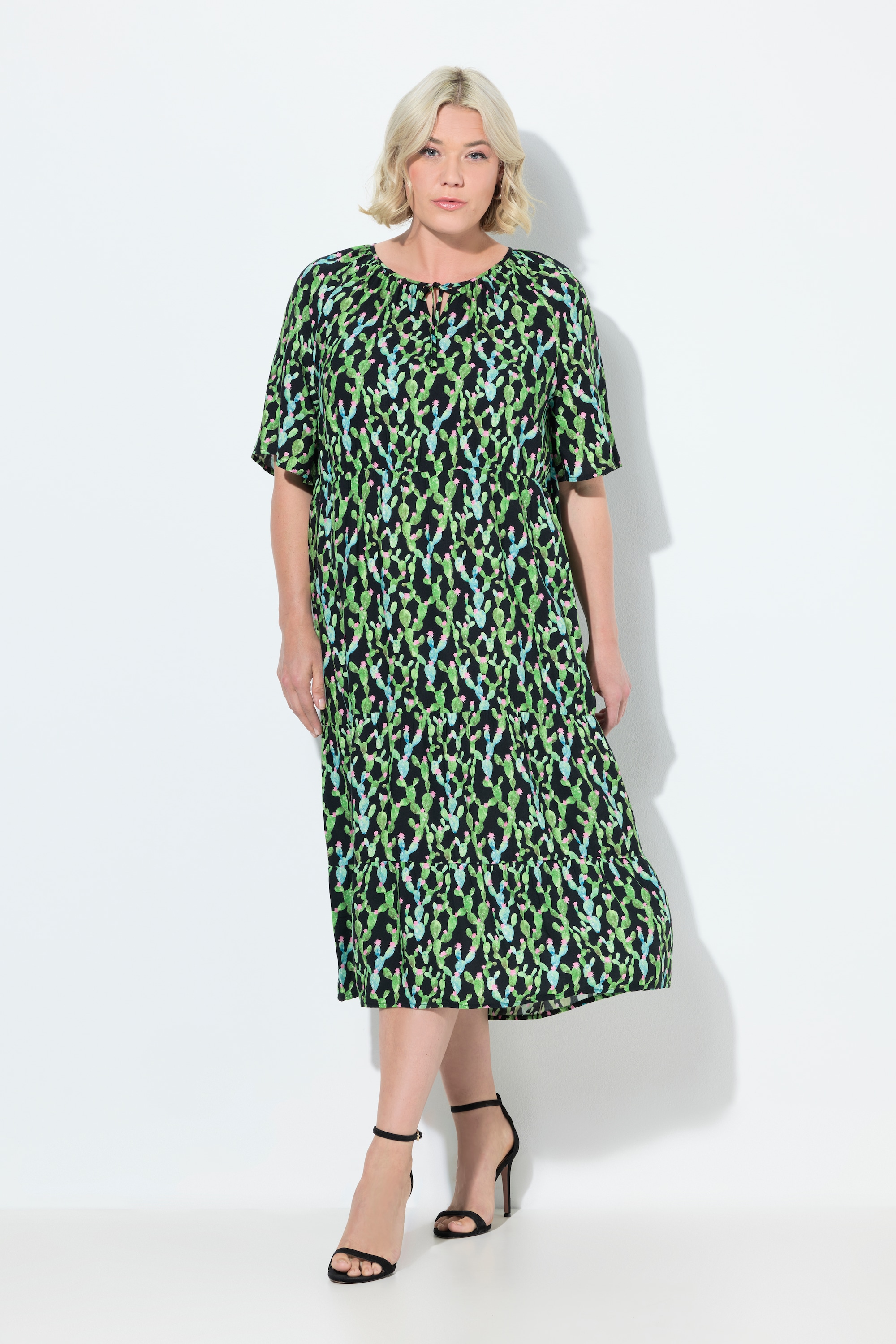 Robe midi, coupe évasée, col tunisien, ULLA POPKEN