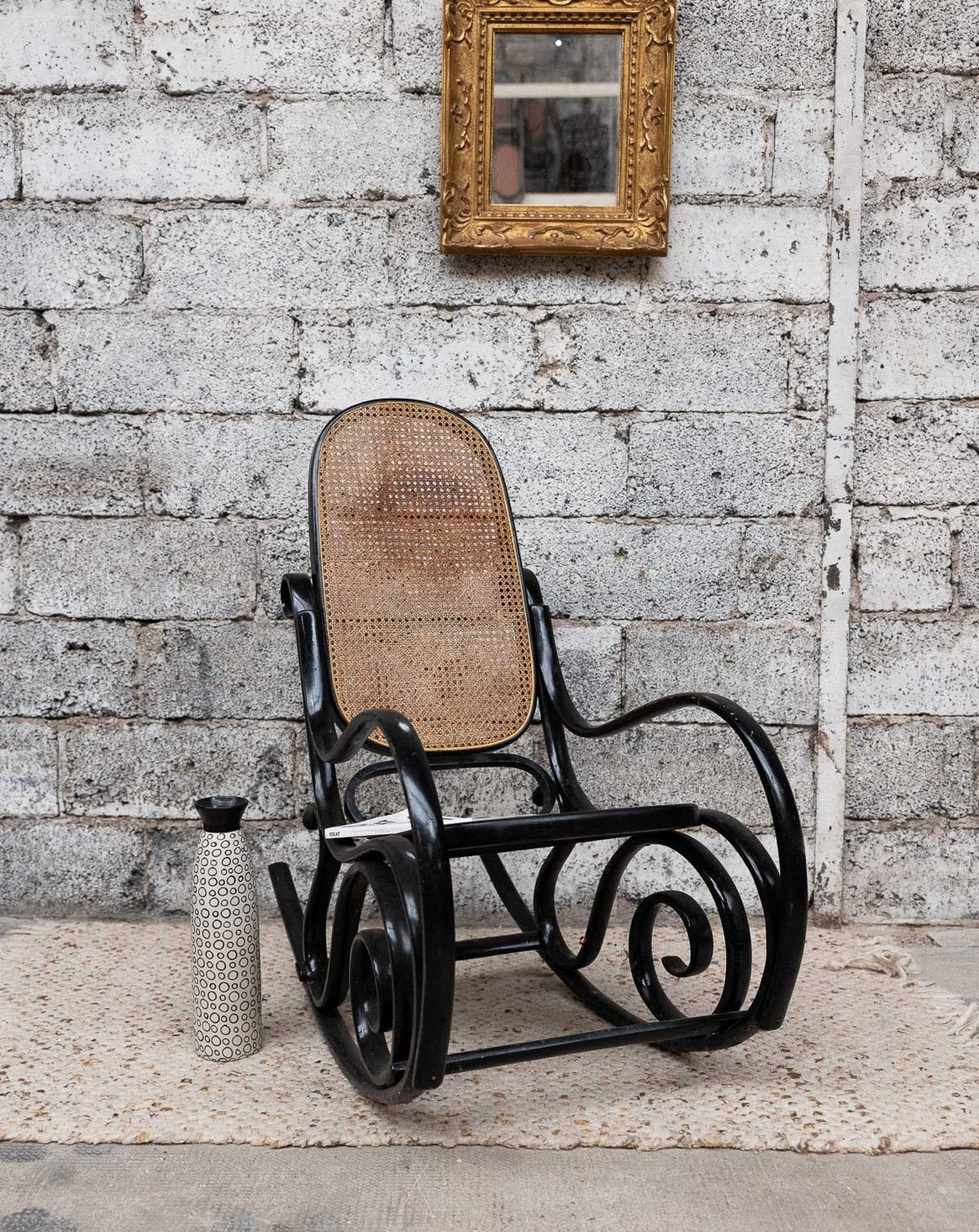 Rocking-chair en cannage Alibert N°92 - Bon état, DEBONGOUT