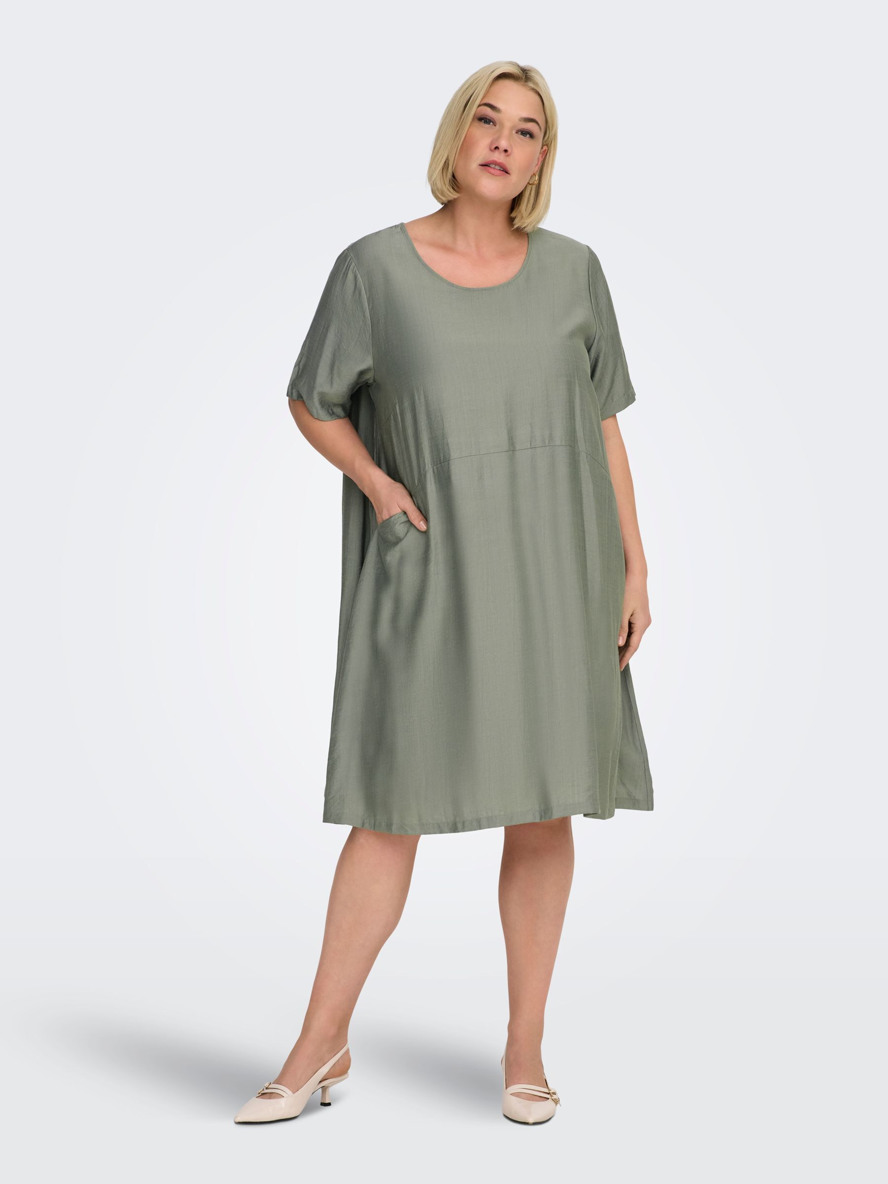 Robe, ONLY CARMAKOMA