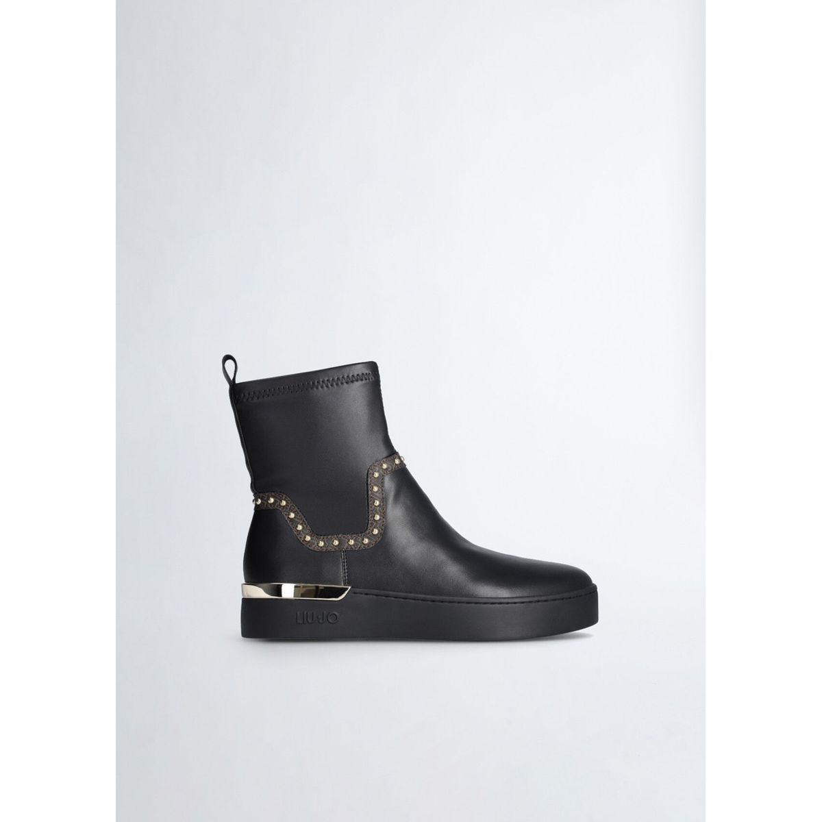 Basket discount clouté femme