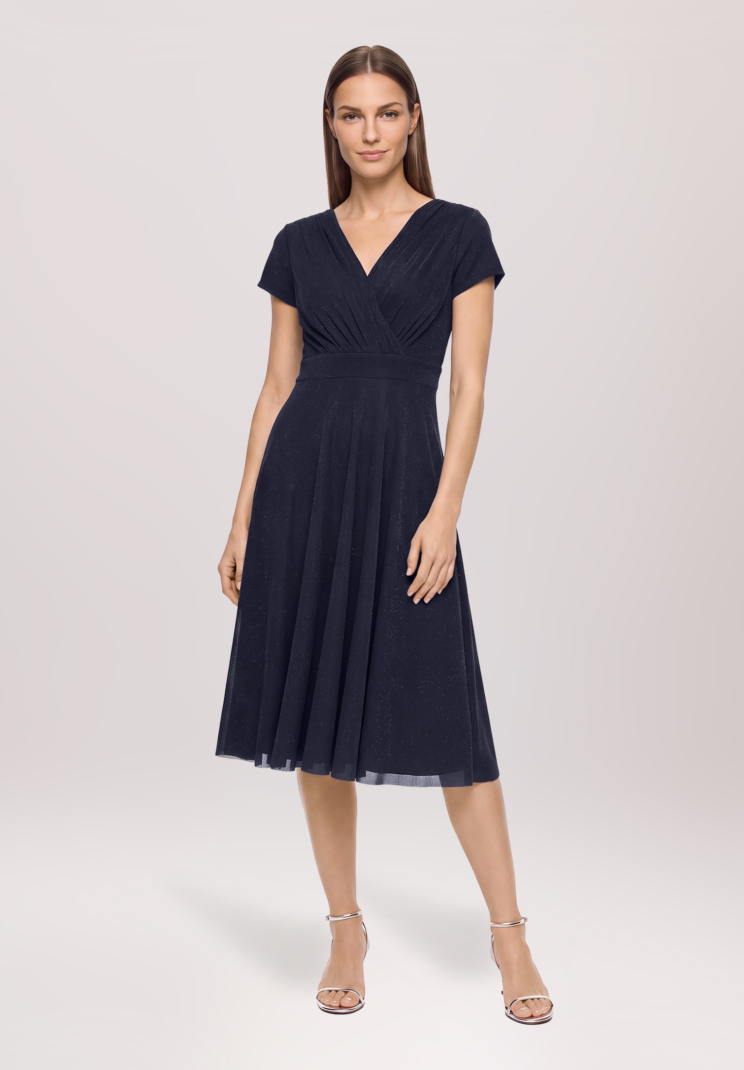Robe de cocktail au look scintillant, VERA MONT