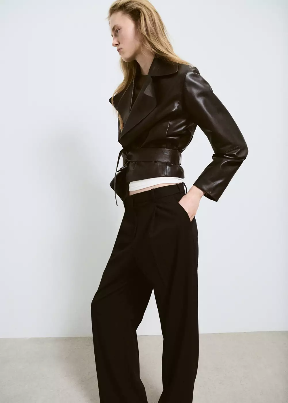 Trench crop cuir ceinture, MANGO
