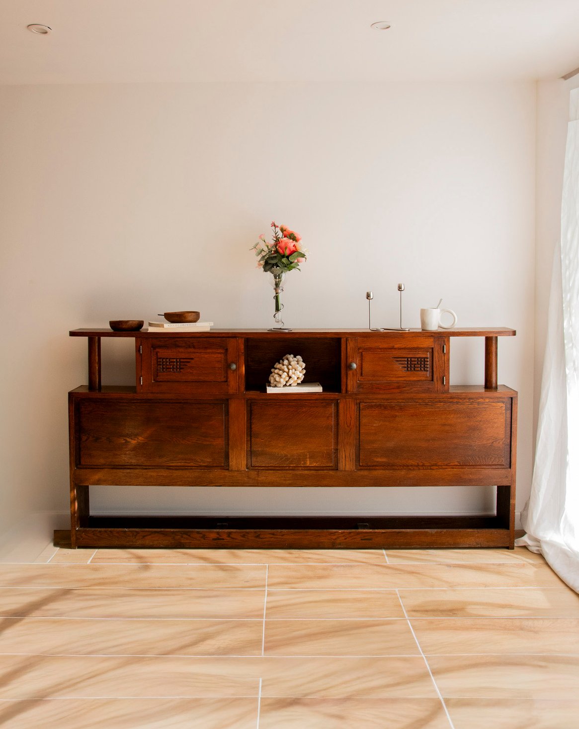 Buffet en bois brut Gilbert N°1822 - Bon état, DEBONGOUT