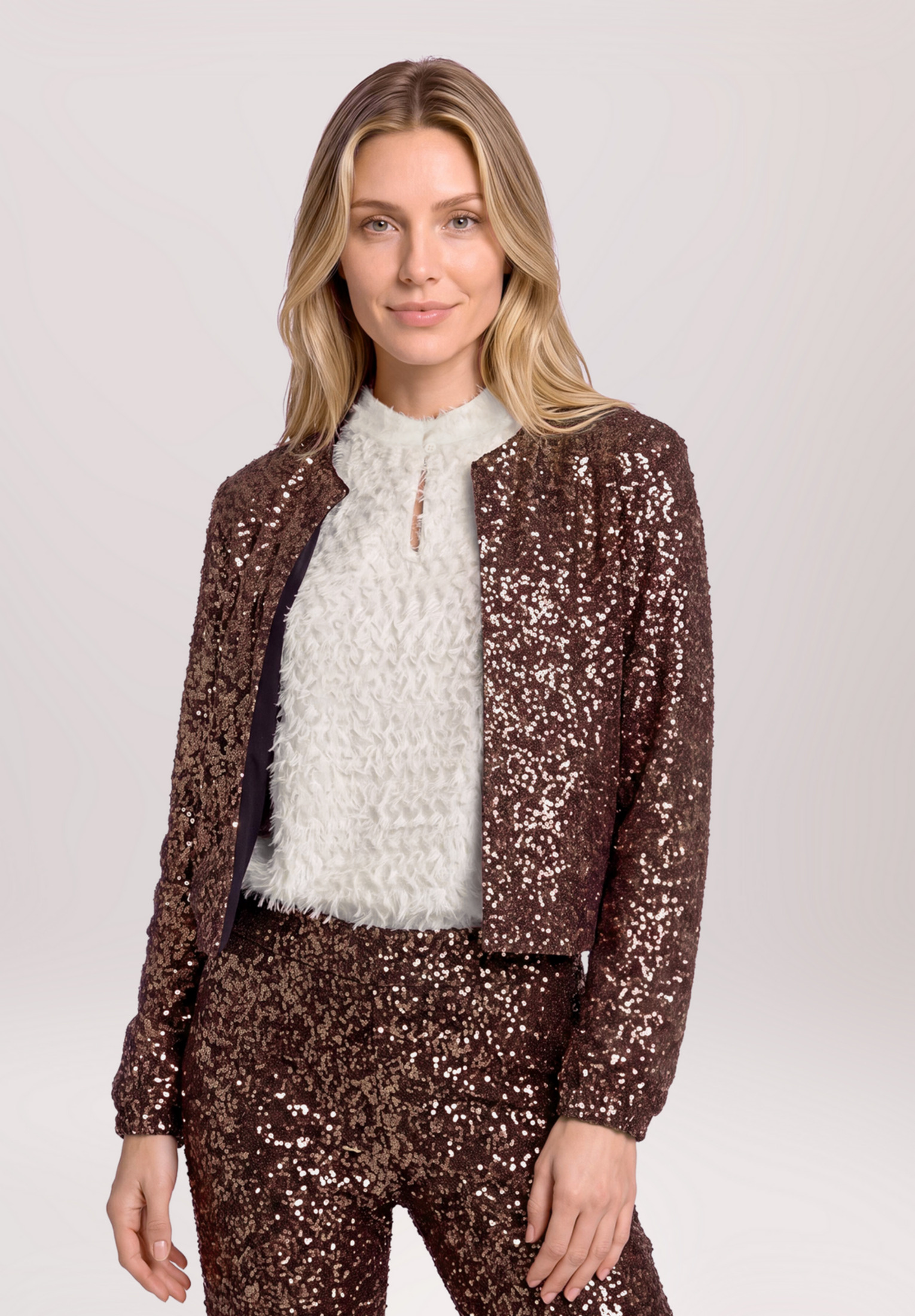 Blouson à paillettes, BETTY & CO