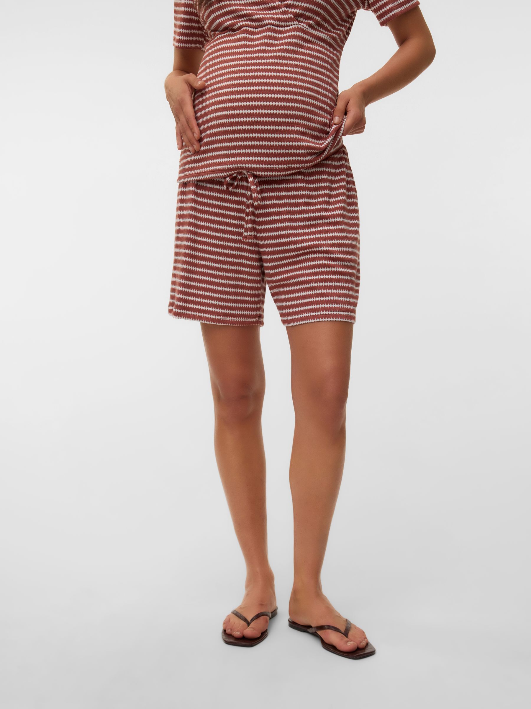 Short, MAMA LICIOUS