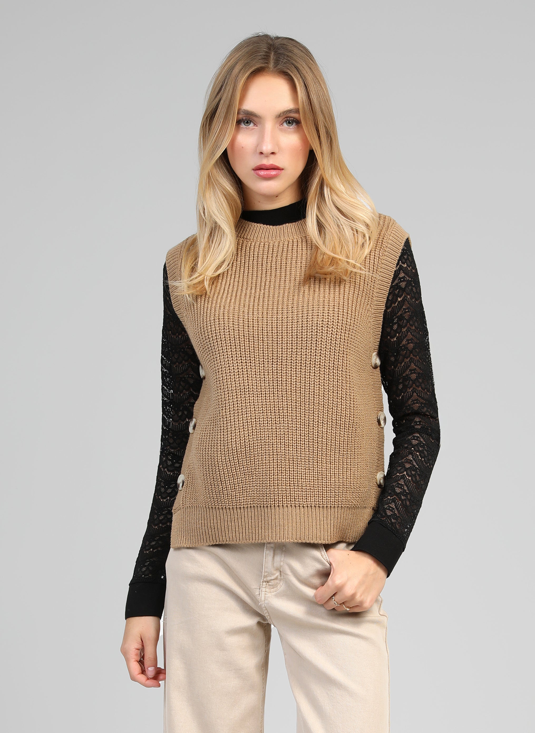 Pull VIVIENNE, AN'GE