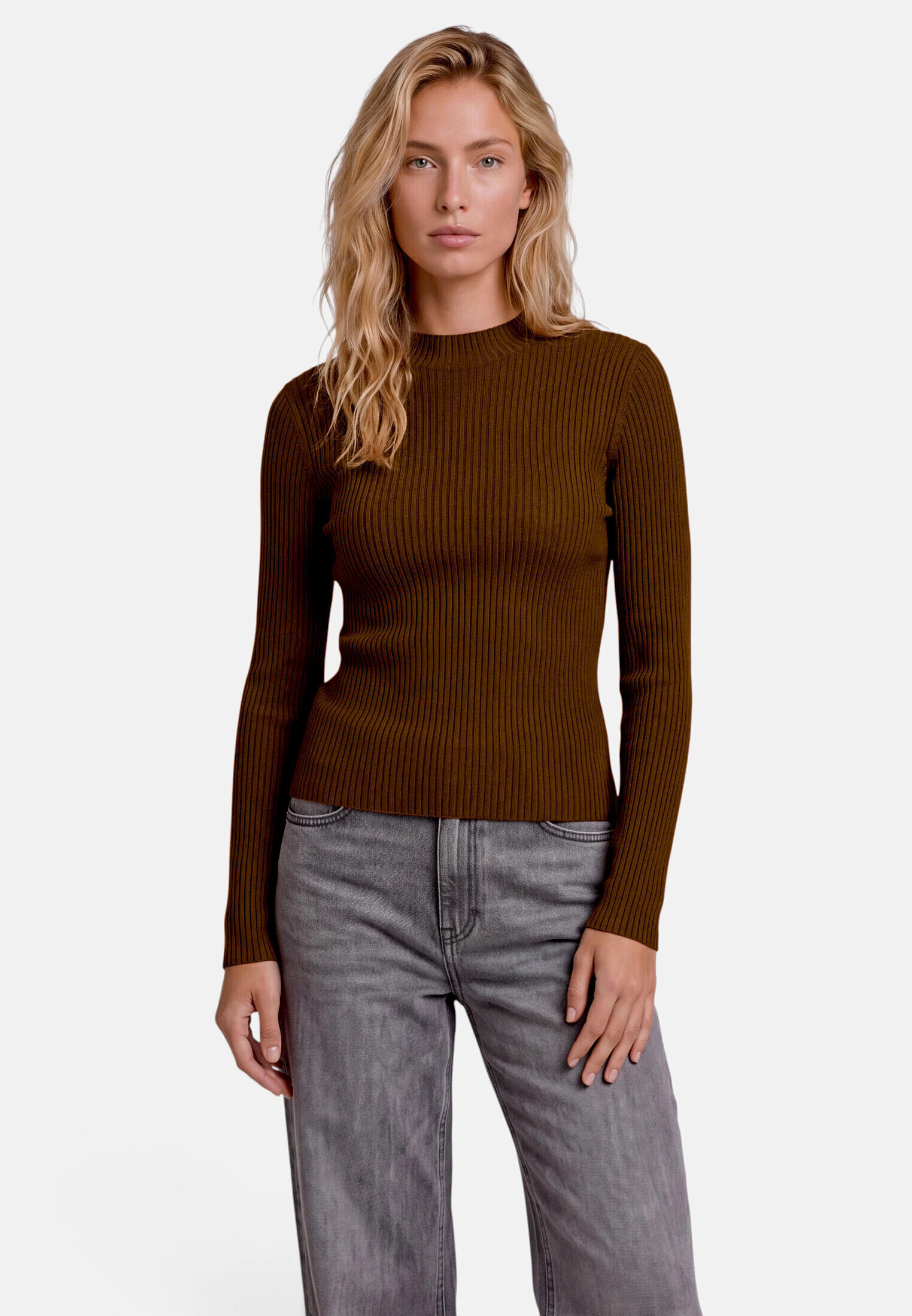 Pull-over en fine maille à col droit, ZERO