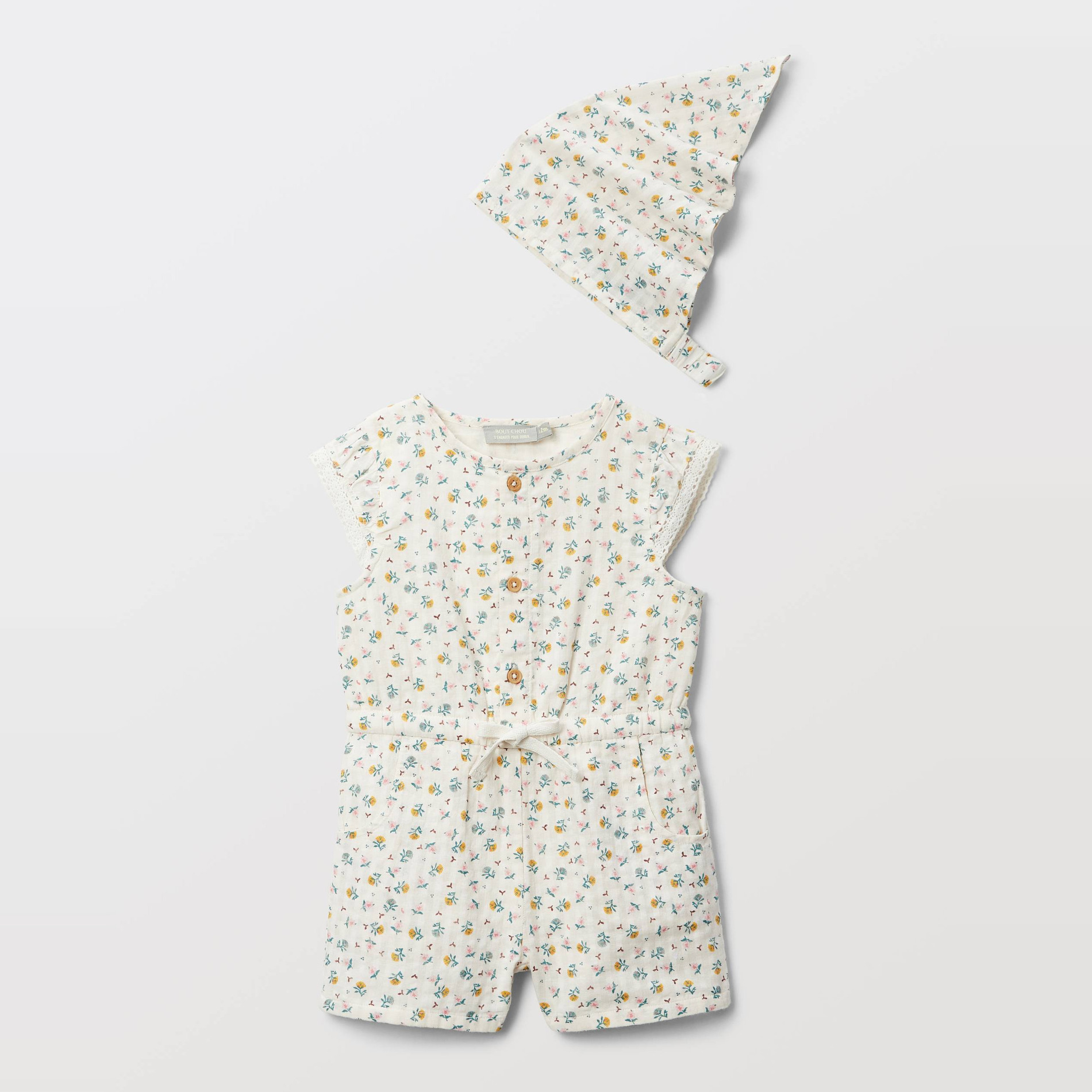 Salopette courte avec fichu imprimés en coton BIO GOTS - collection Cérémonie, BOUT'CHOU