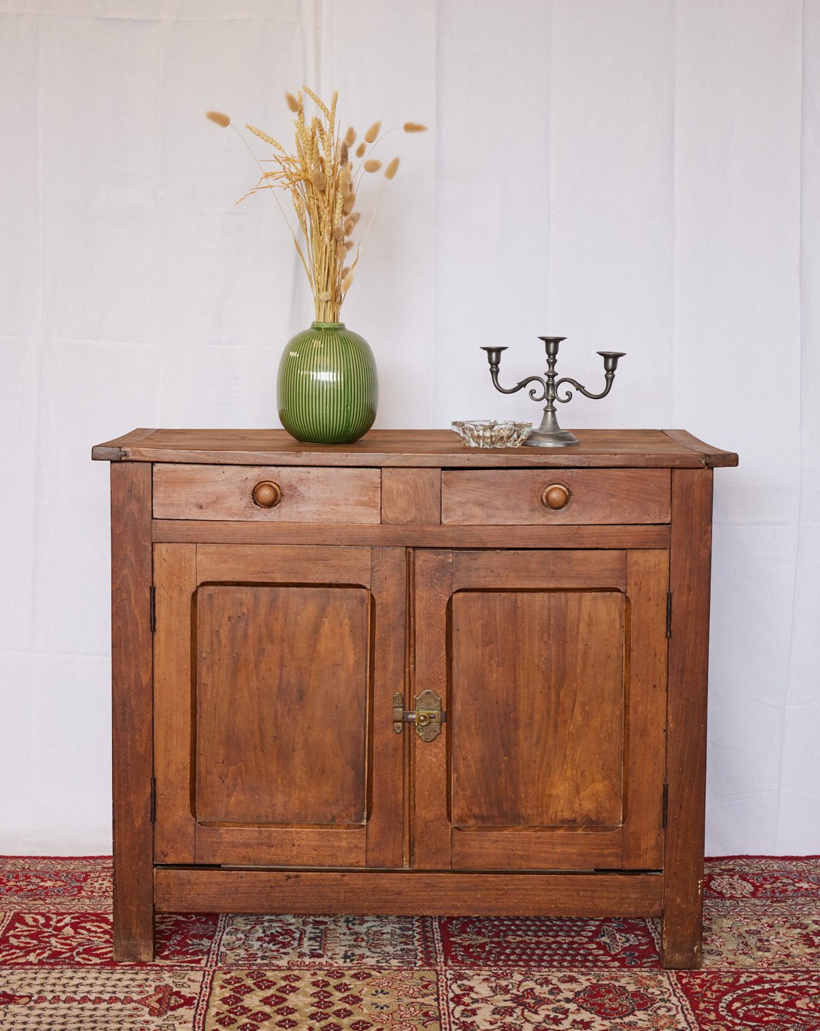 Buffet en bois massif Gilbert N°1721 - Bon état, DEBONGOUT