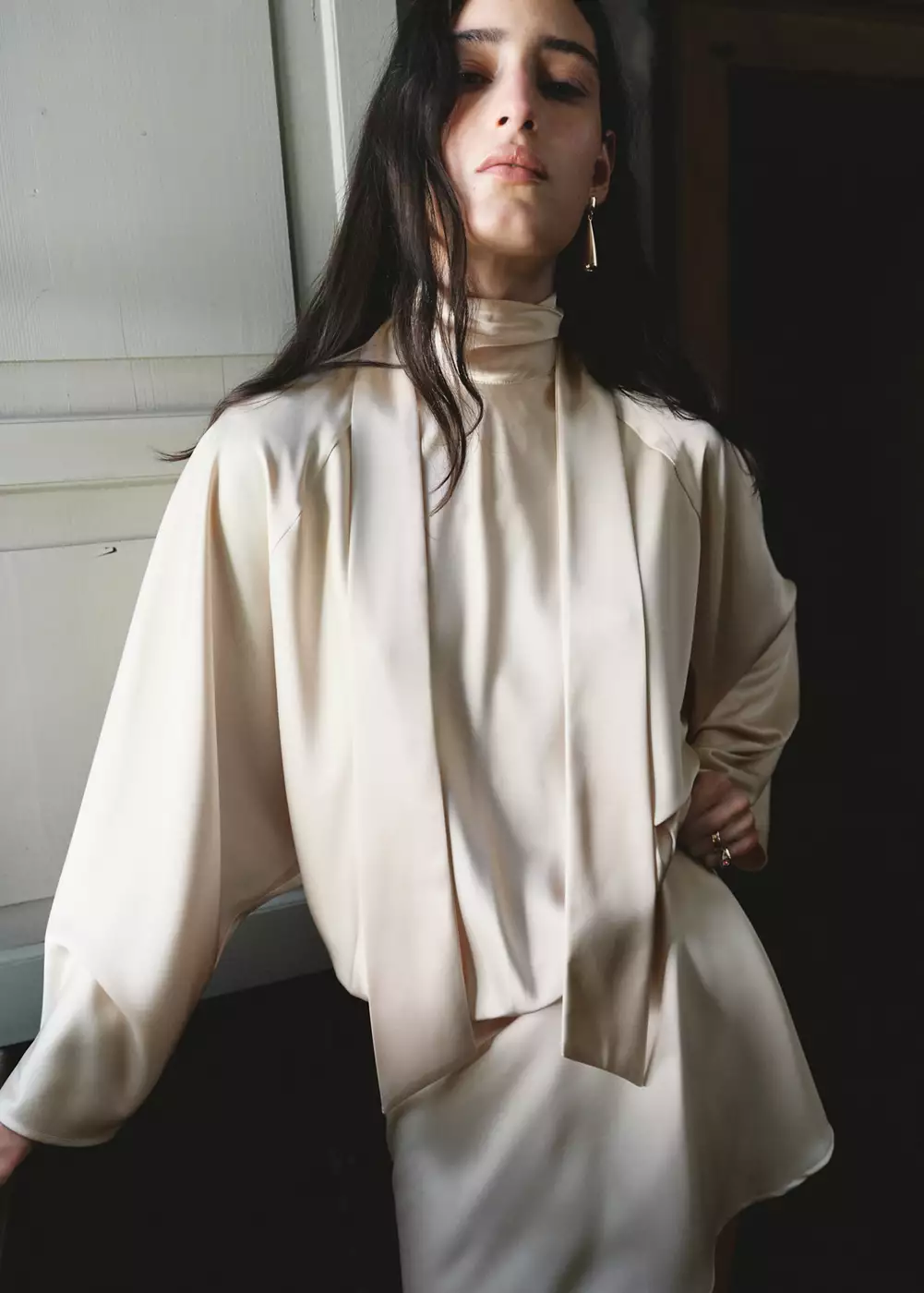 Robe satinée à nœud, MANGO