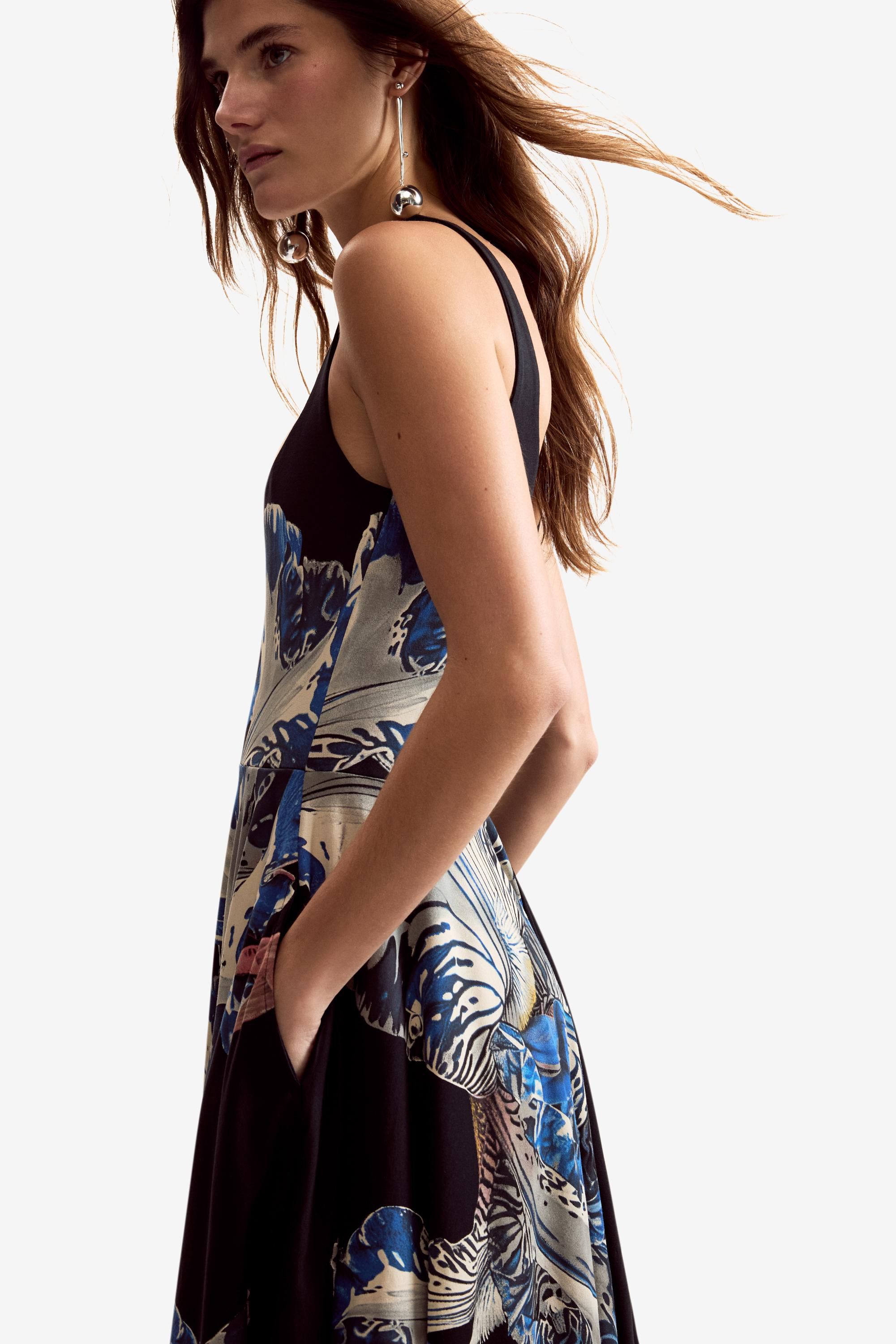 Robe conçue par Mr. Christian Lacroix, DESIGUAL
