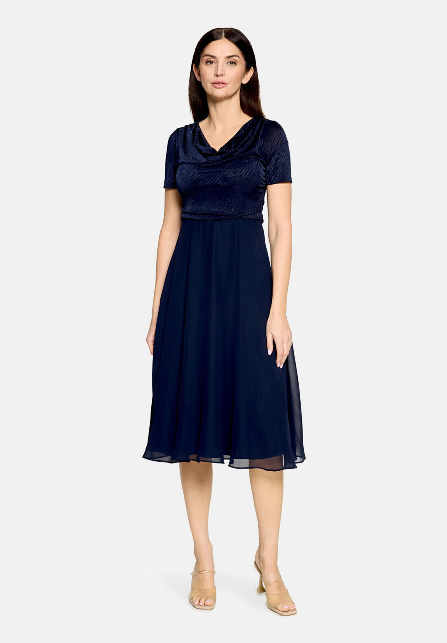 Robe de cocktail au look scintillant, VERA MONT