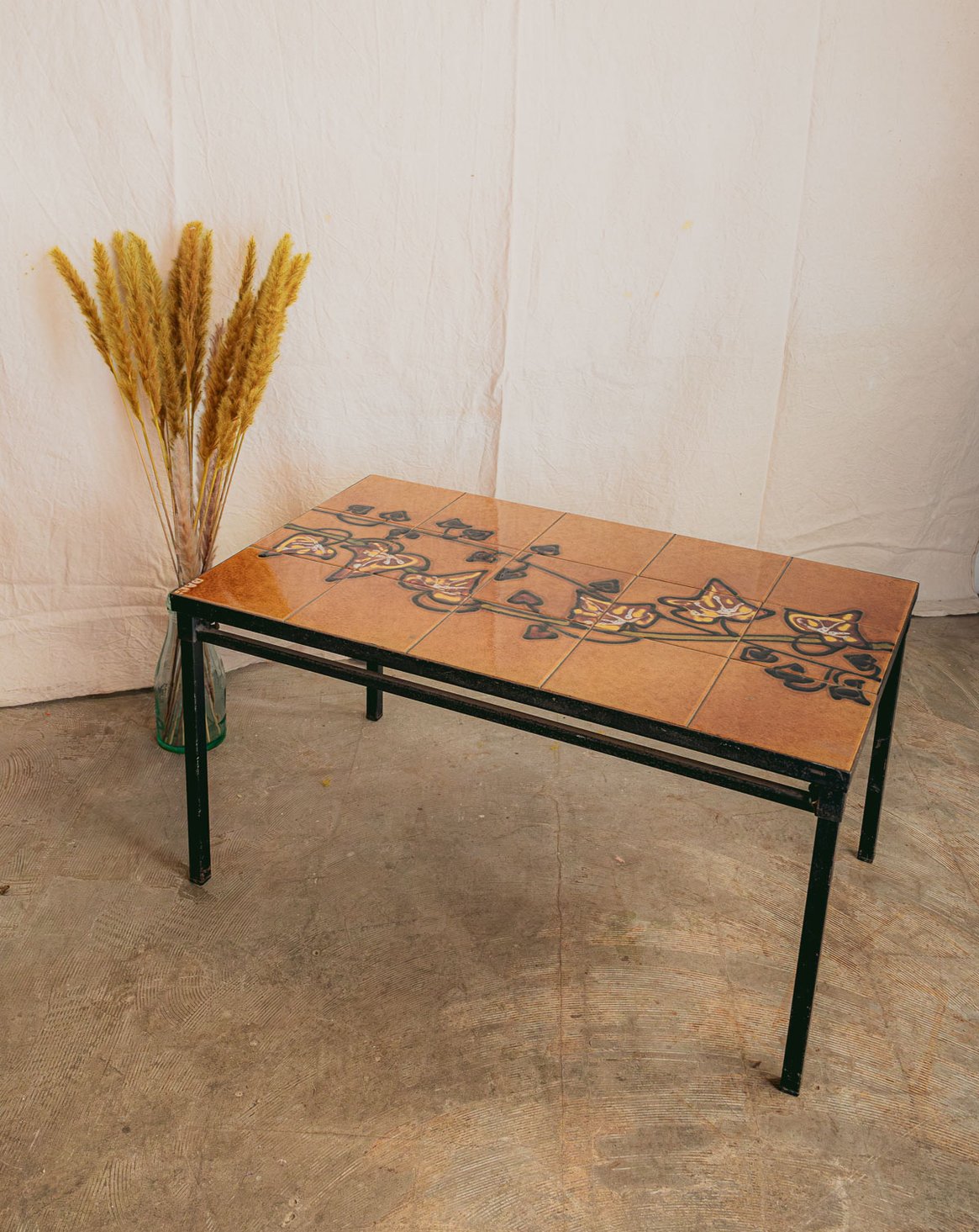 Table basse en fer forgé et céramique Léonie N°1137 - Bon état, DEBONGOUT