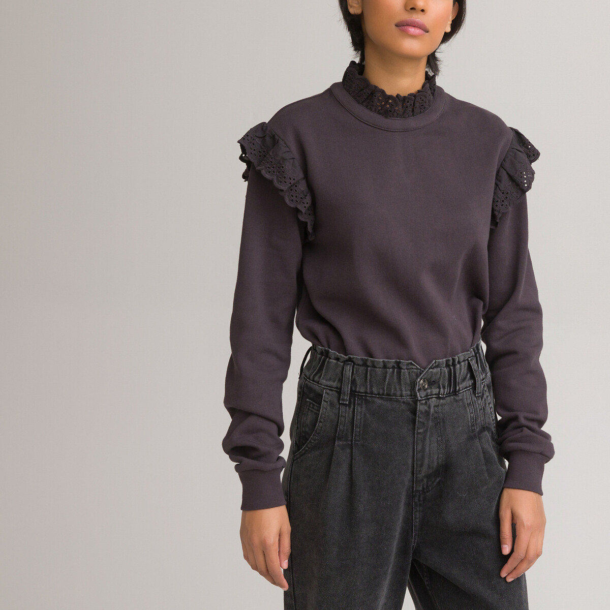 ladies collared sweatshirts