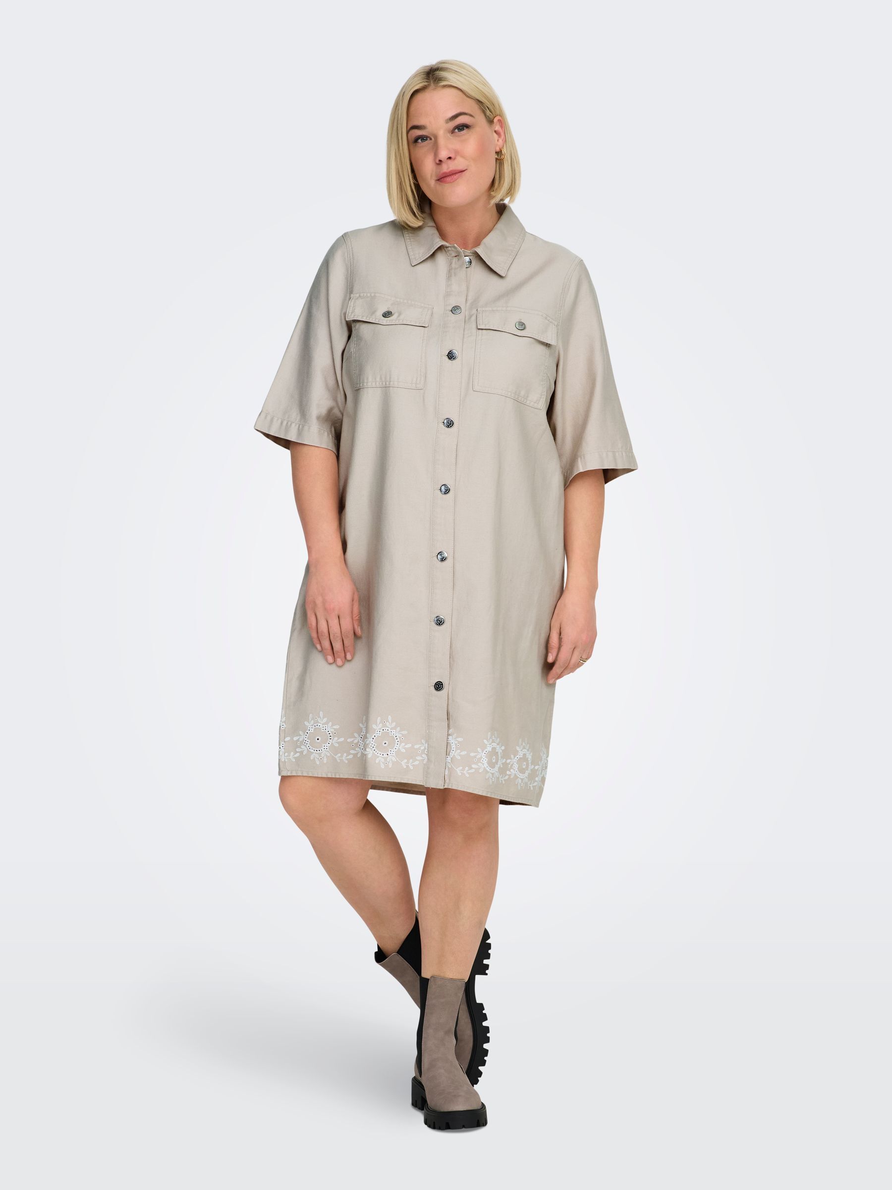 Robe, ONLY CARMAKOMA
