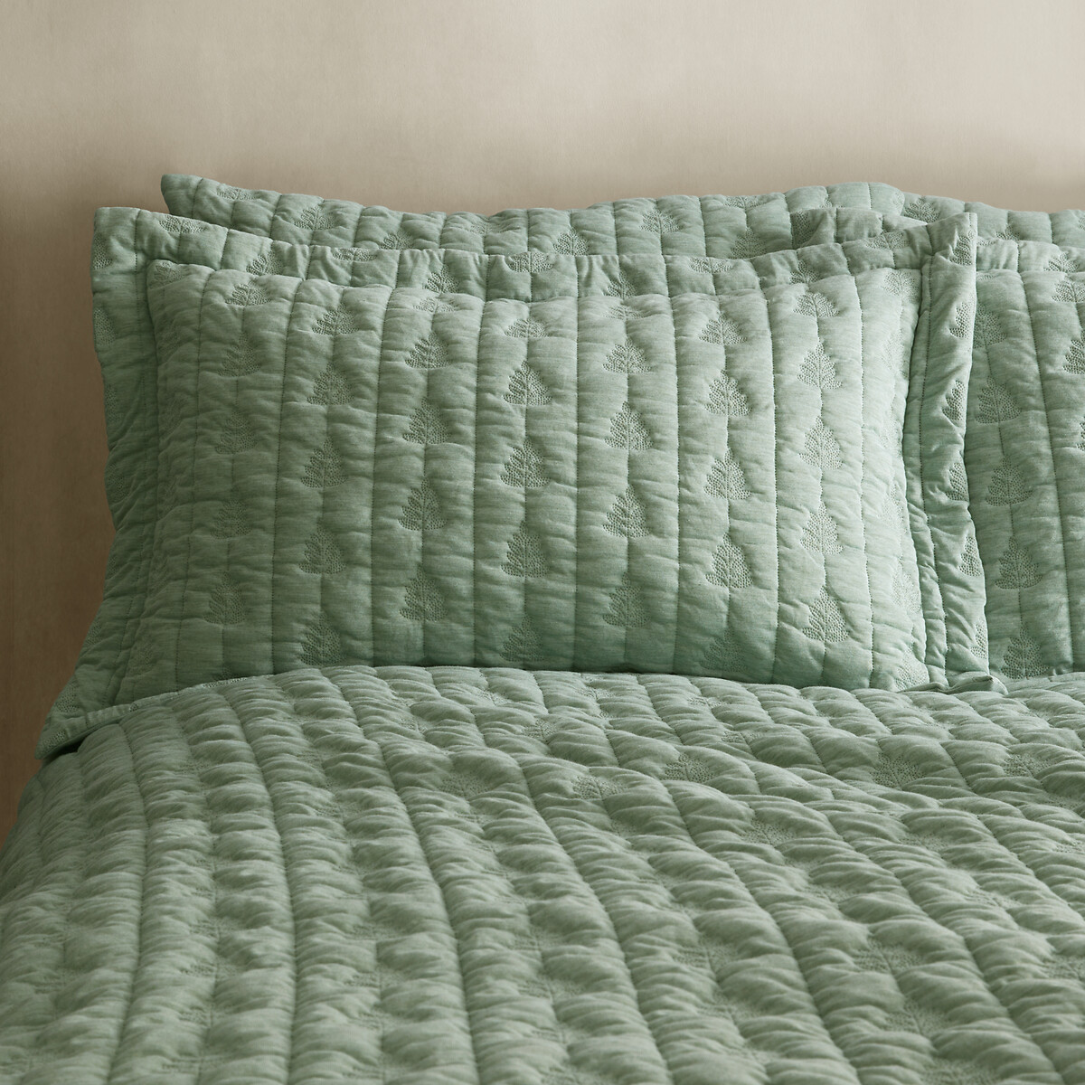 Tamba Leaf Pinsonic Quilted Oxford Pillowcase Pair, PINEAPPLE ELEPHANT