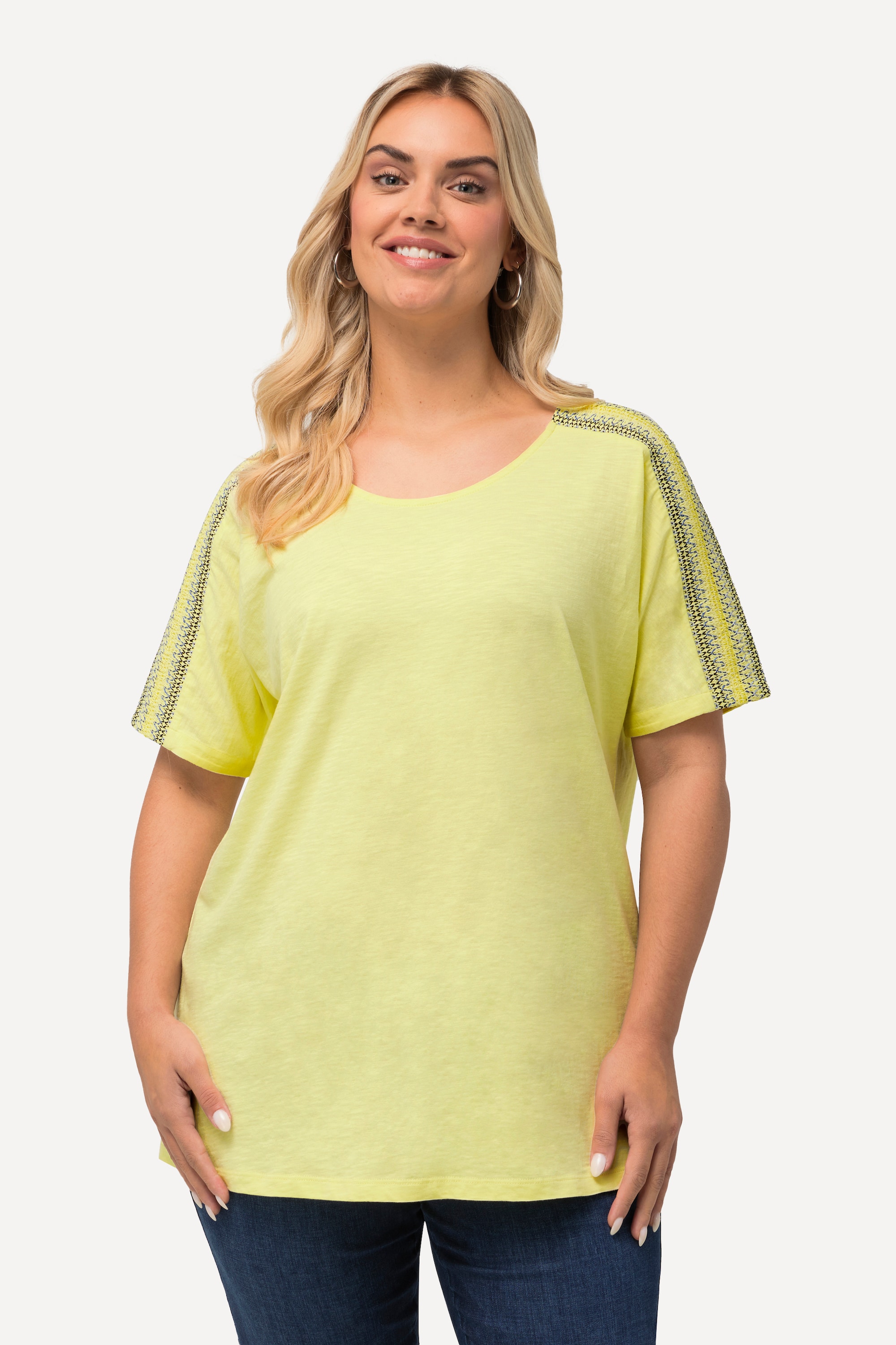 T-shirt avec broderies et épaules smockées, ULLA POPKEN