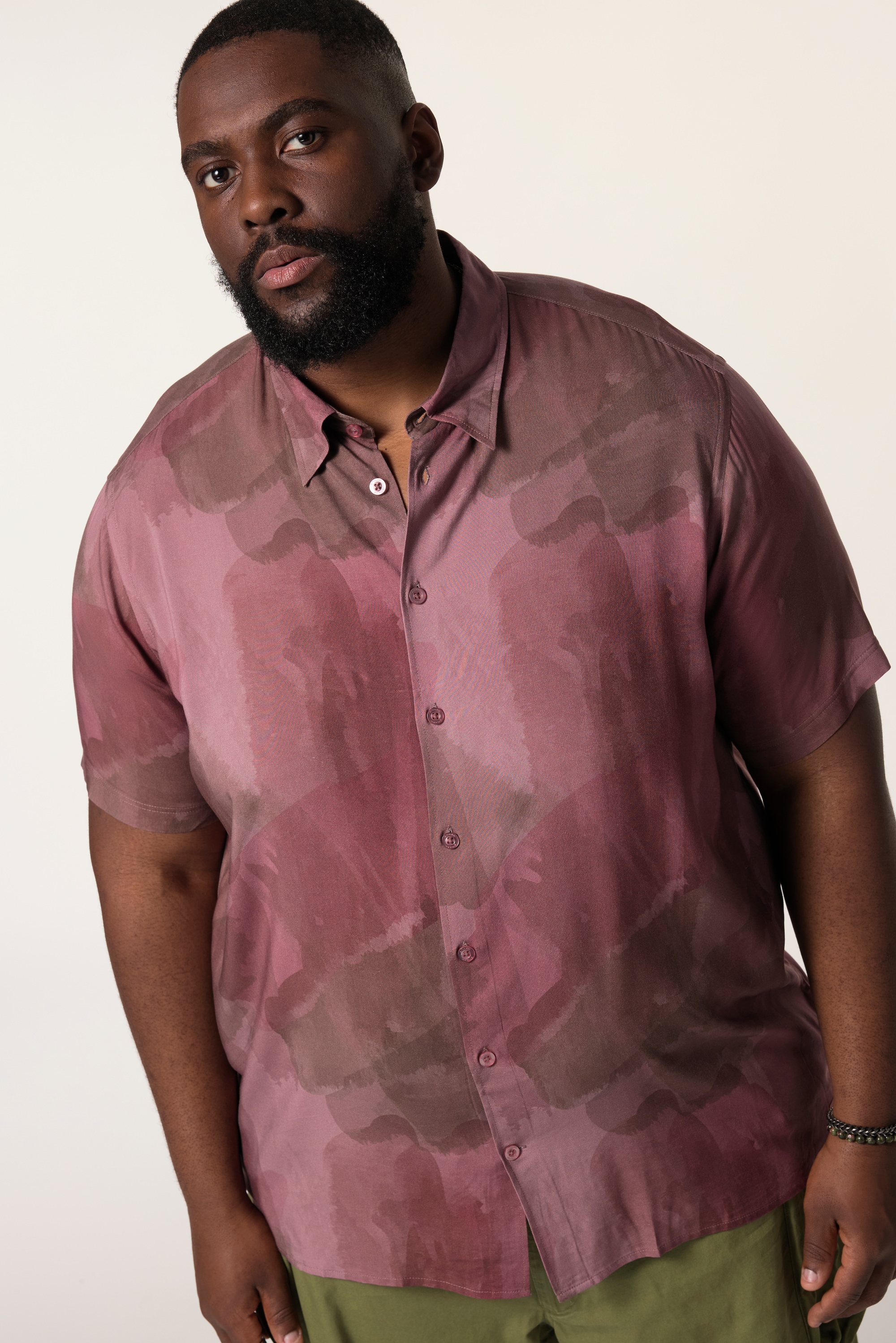 Chemise, STHUGE