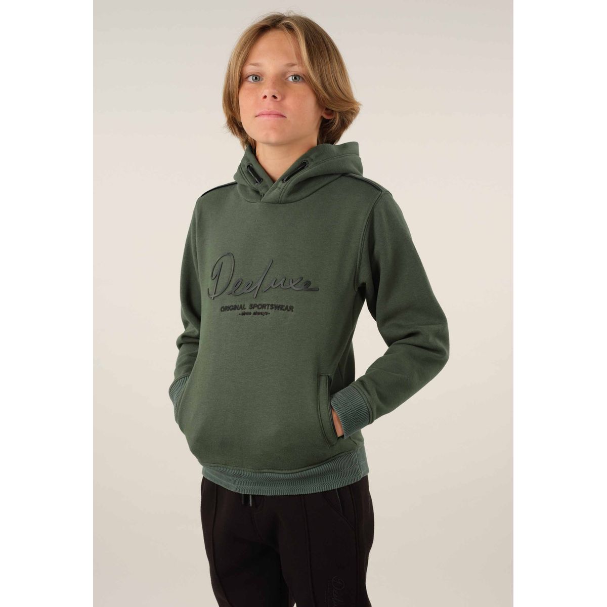 Sweat deeluxe deals garcon