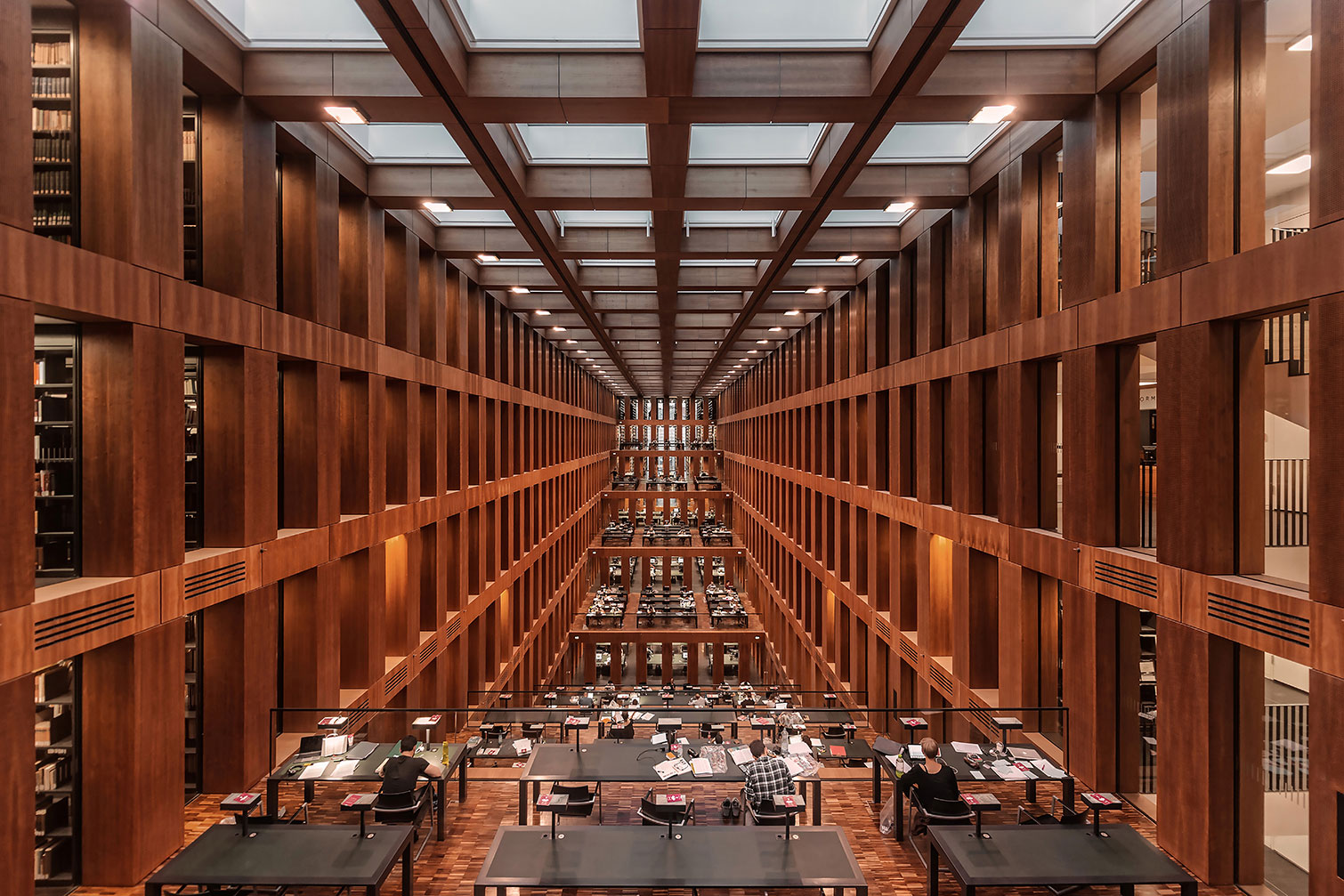 Tableau library in berlin, HEXOA