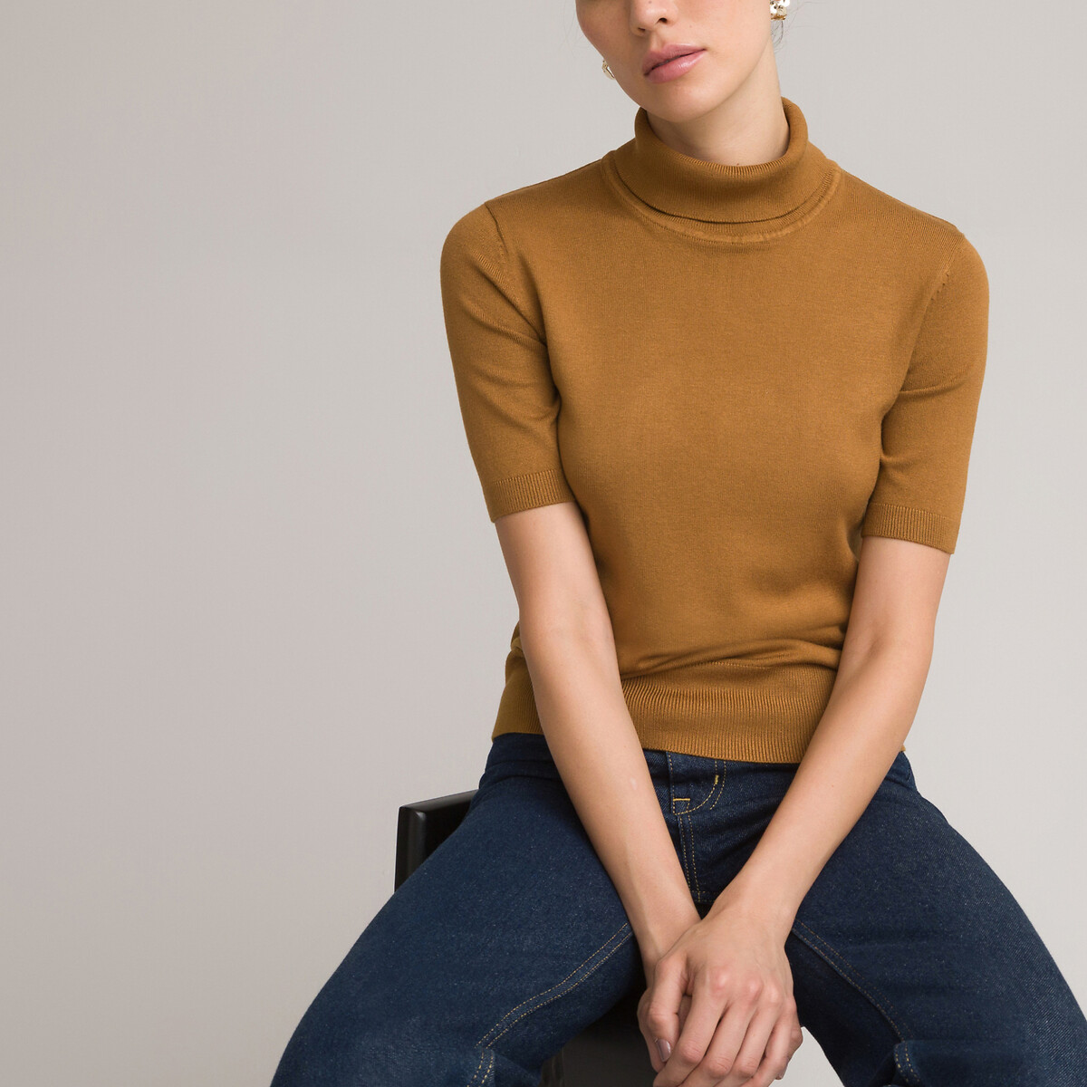 brown turtleneck jumper