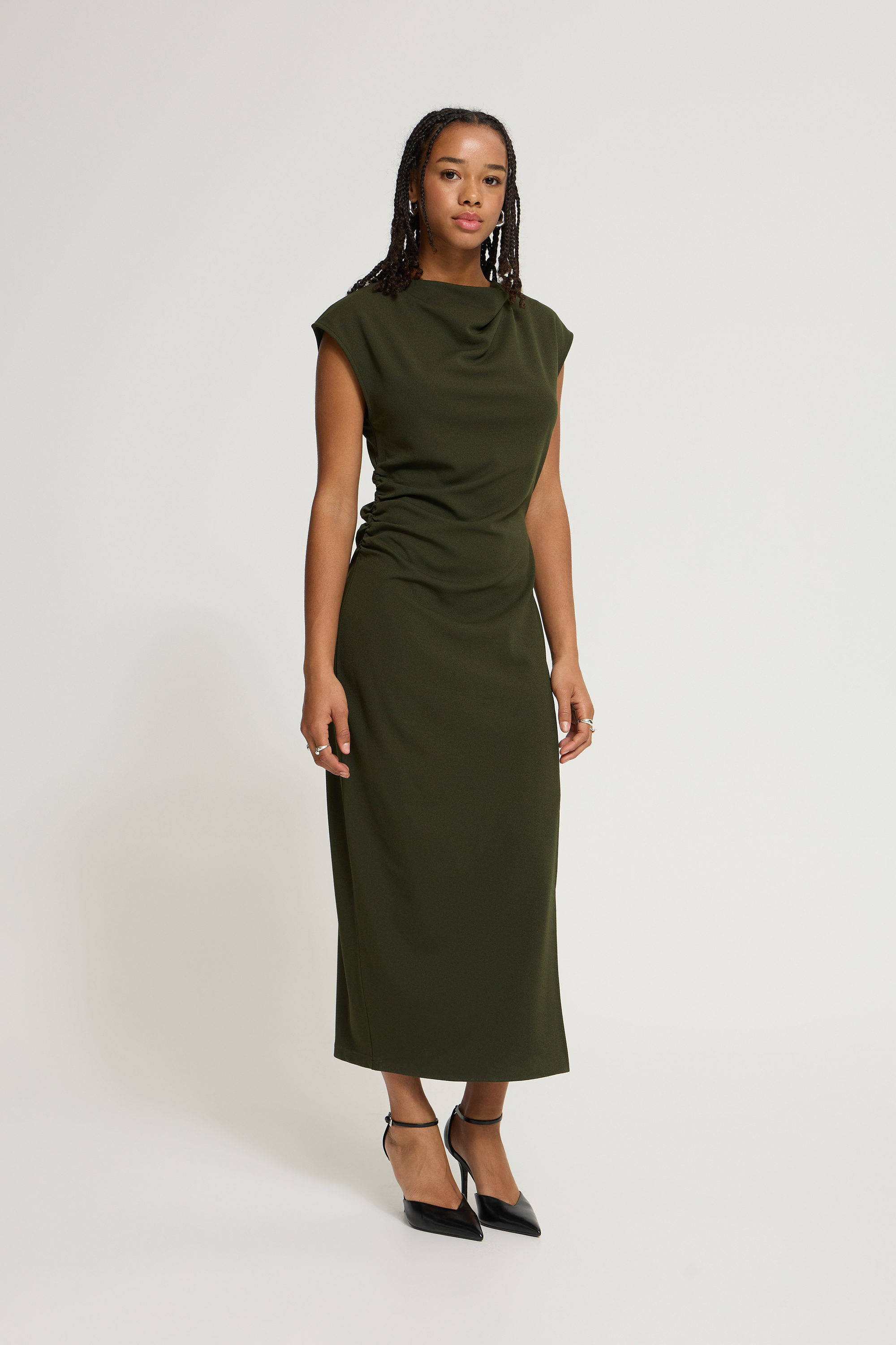 Robe de soirée, ICHI