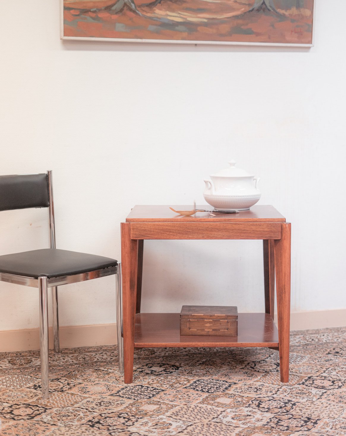 Table d'appoint en bois Francine N°473 - Bon état, DEBONGOUT