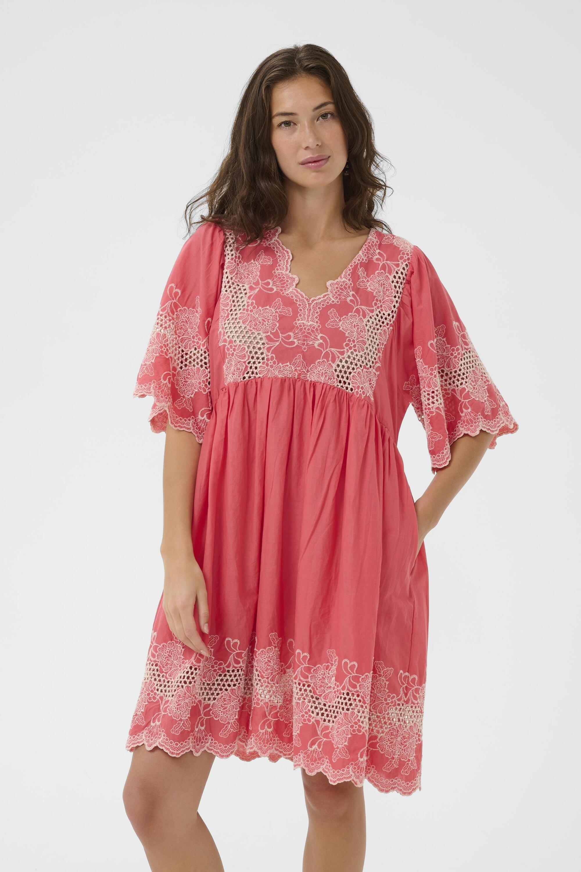 Robe, CULTURE