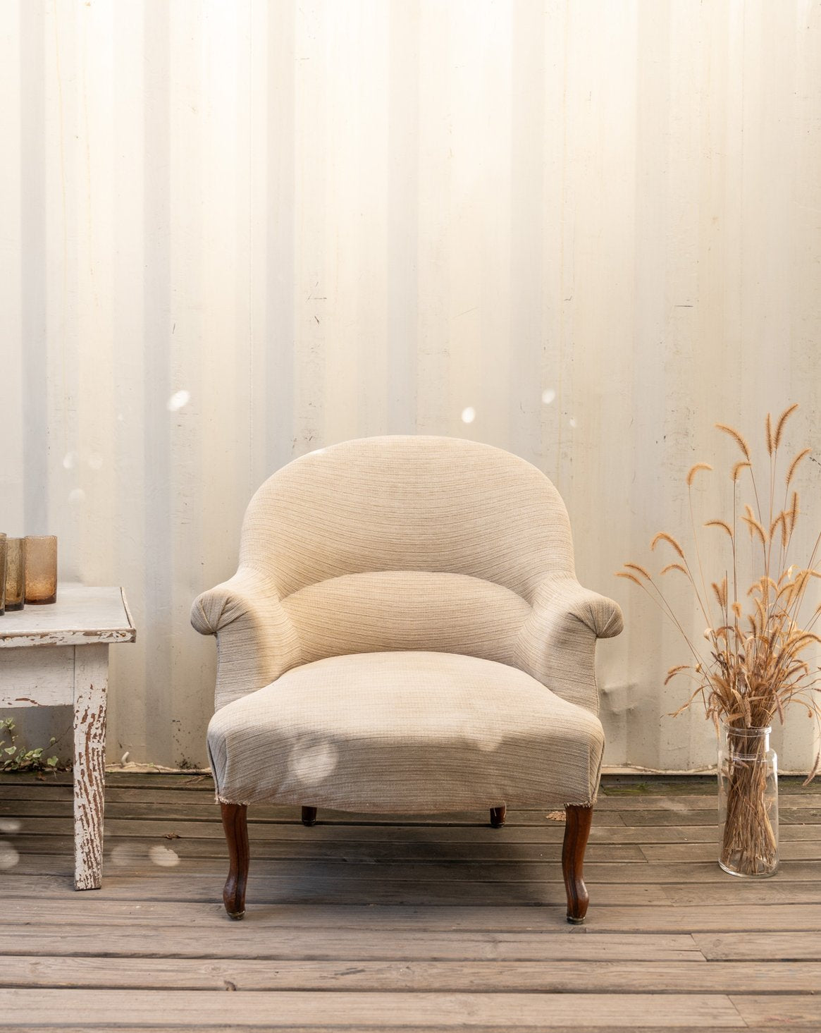 Fauteuil en bois et tissu beige Ernest N°1547 - Bon état, DEBONGOUT