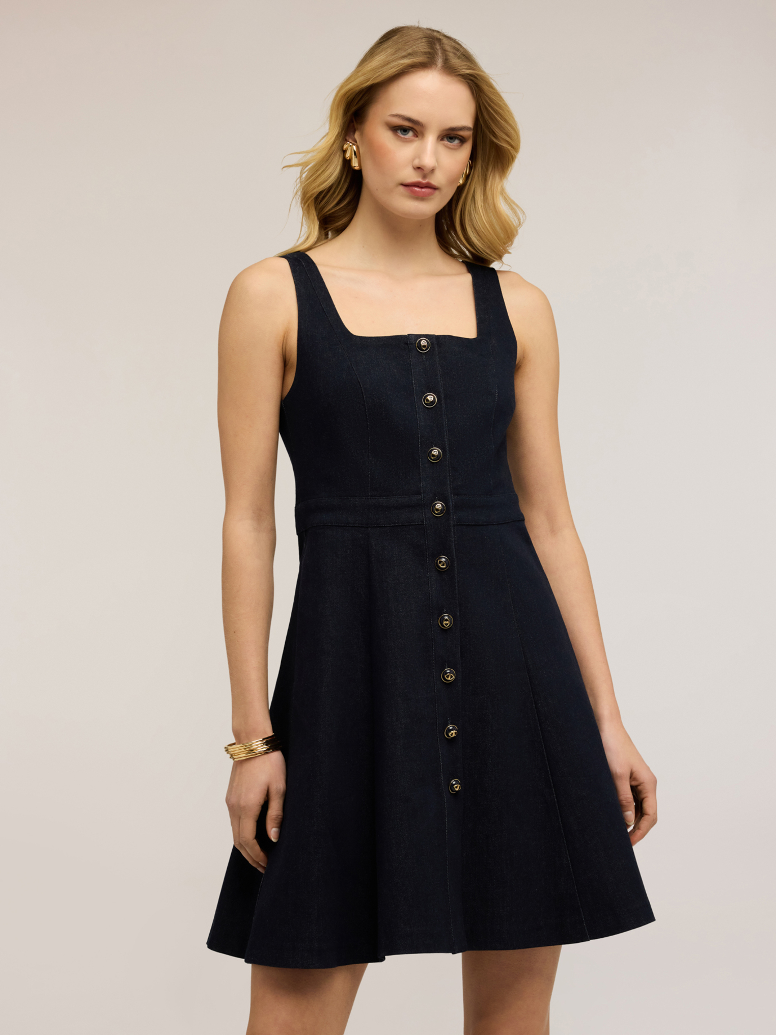Robe chemisier, MOTIVI
