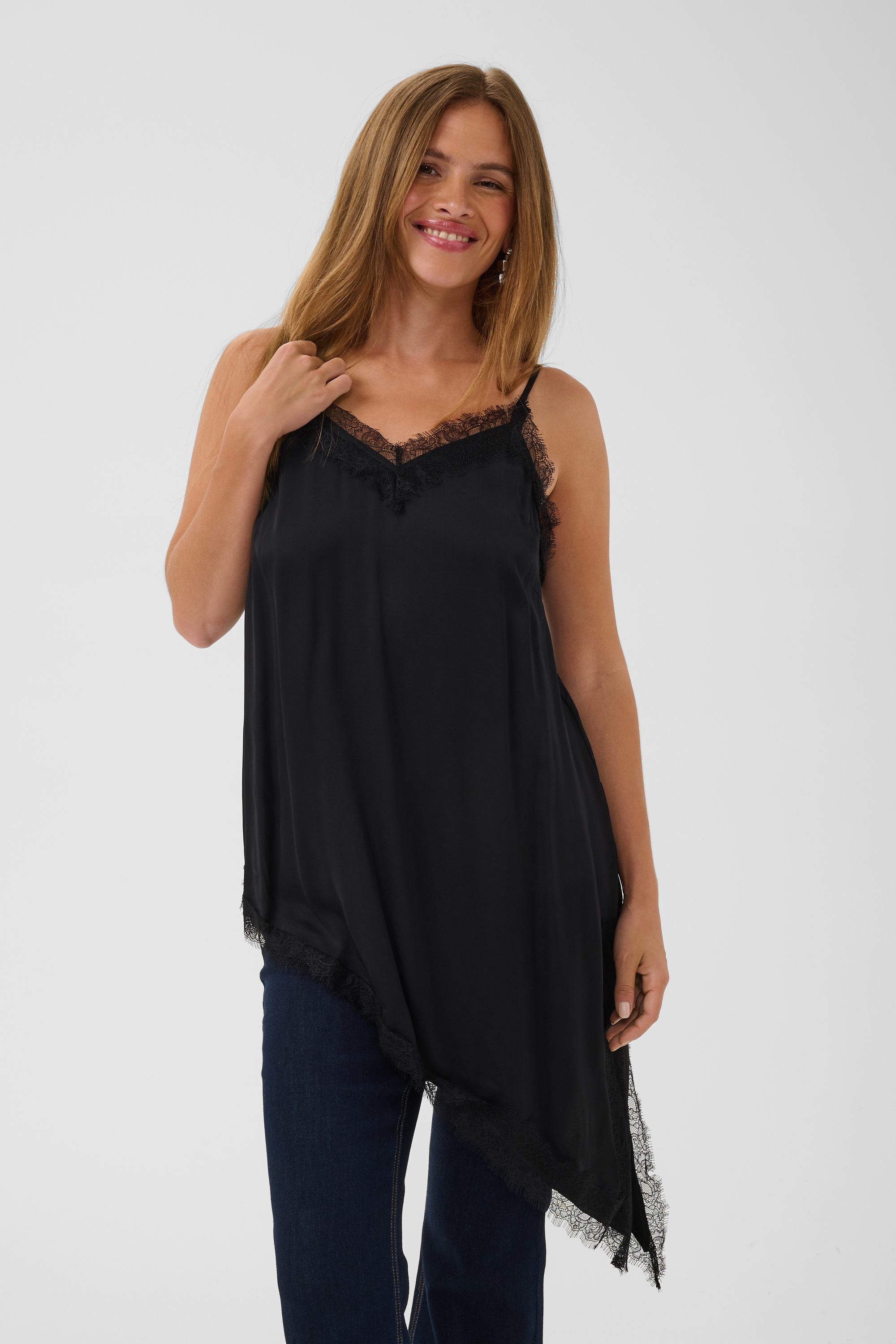 Blouse sans manches, CULTURE