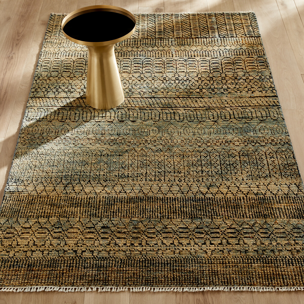 Begin Doe herleven leerling Gerecycleerd tapijt in sariszijde nagari oker/celadon Am.Pm | La Redoute