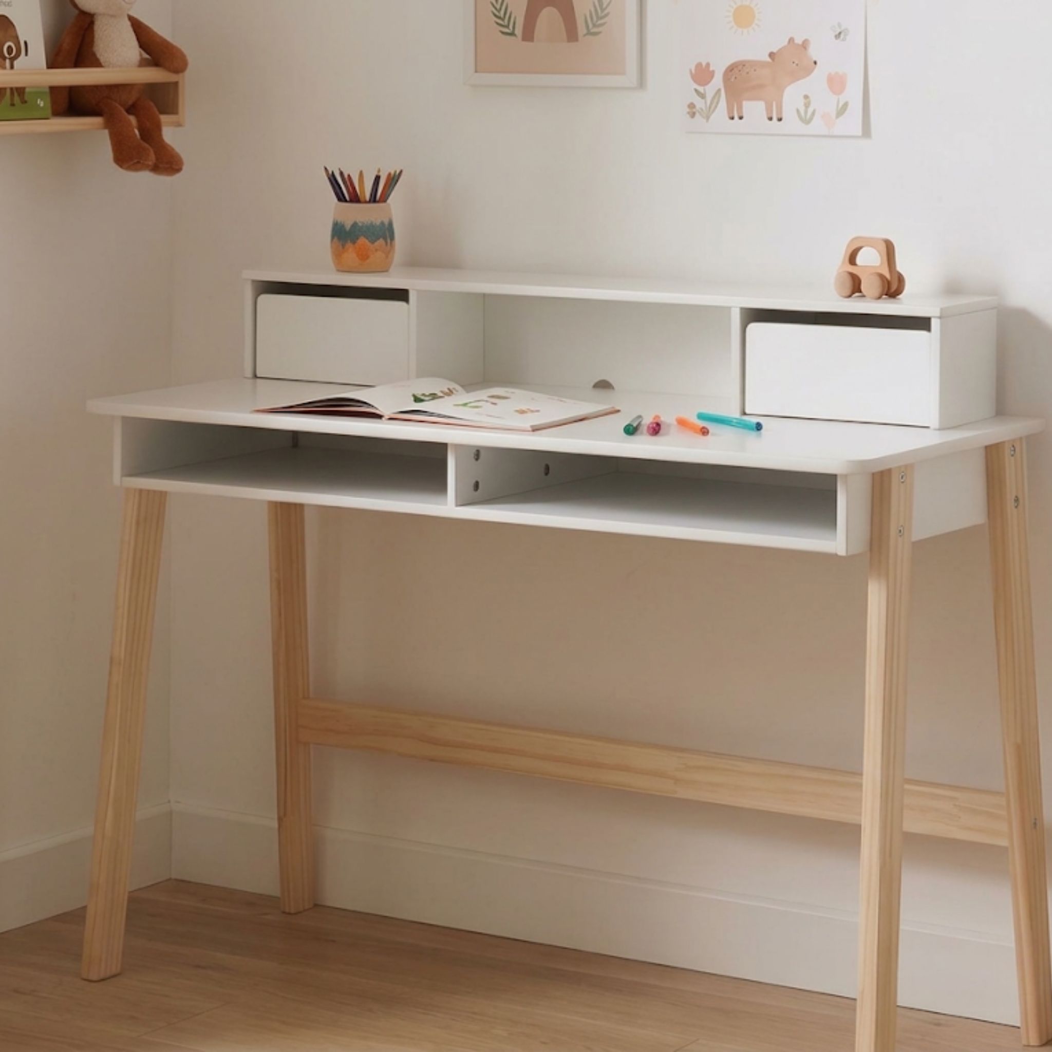 Bureau laqué, TERRE DE NUIT