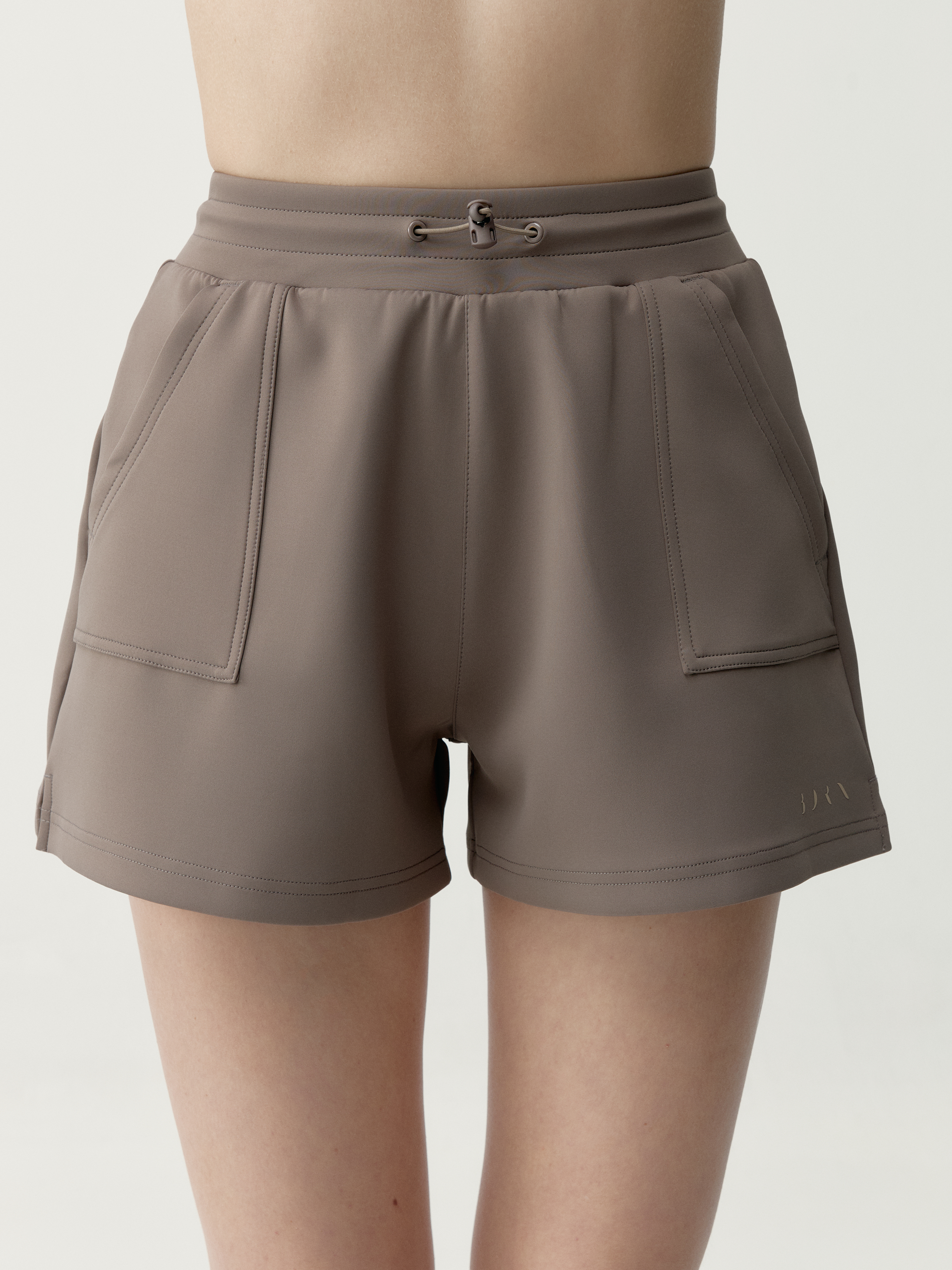 Short de sport femme Lionel Avec poches, BORN