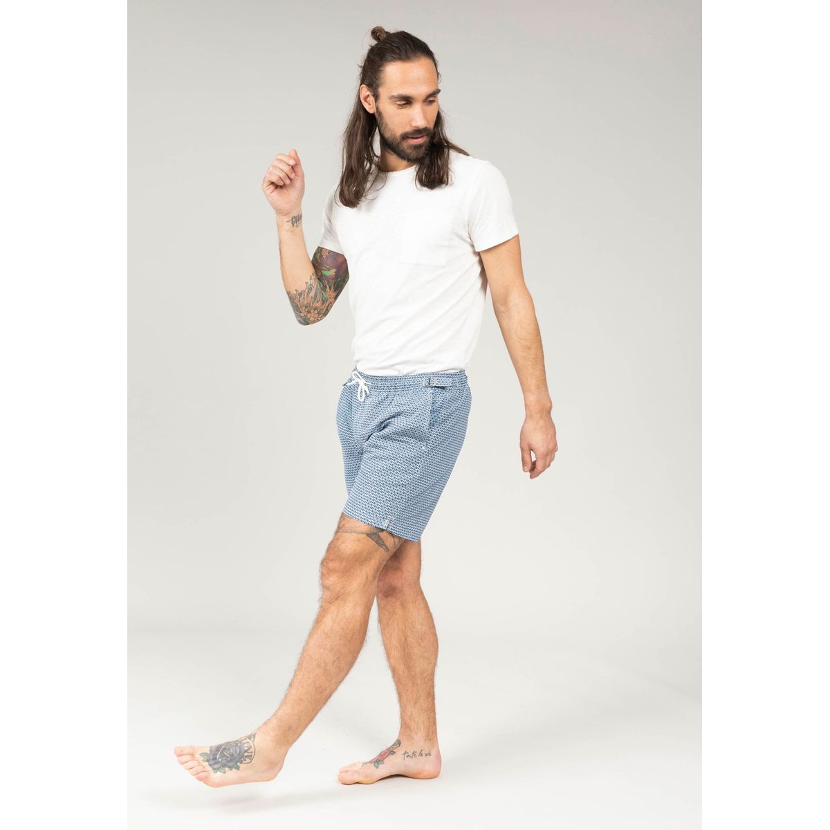 Bermuda deeluxe on sale