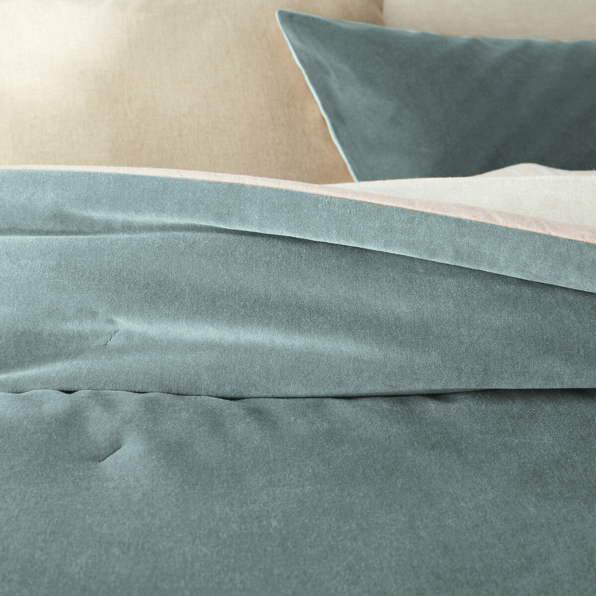 Copriletto In Velluto Laila, Blu, 240x260 Cm - Morbido, Caldo E Certificato Oeko-Tex | Perfetto Per Camera Da Letto