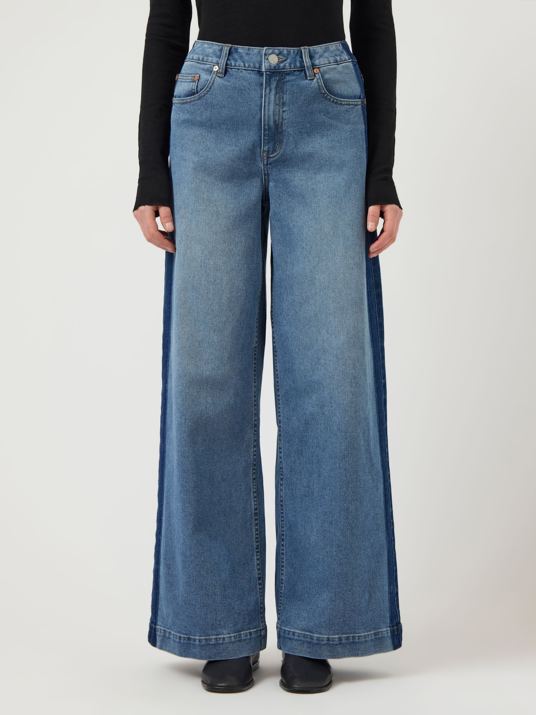 Jean À Coupe Ample, YAS